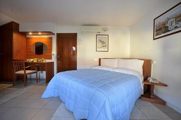 Albergo Romagna Fratta Terme Buitenkant foto