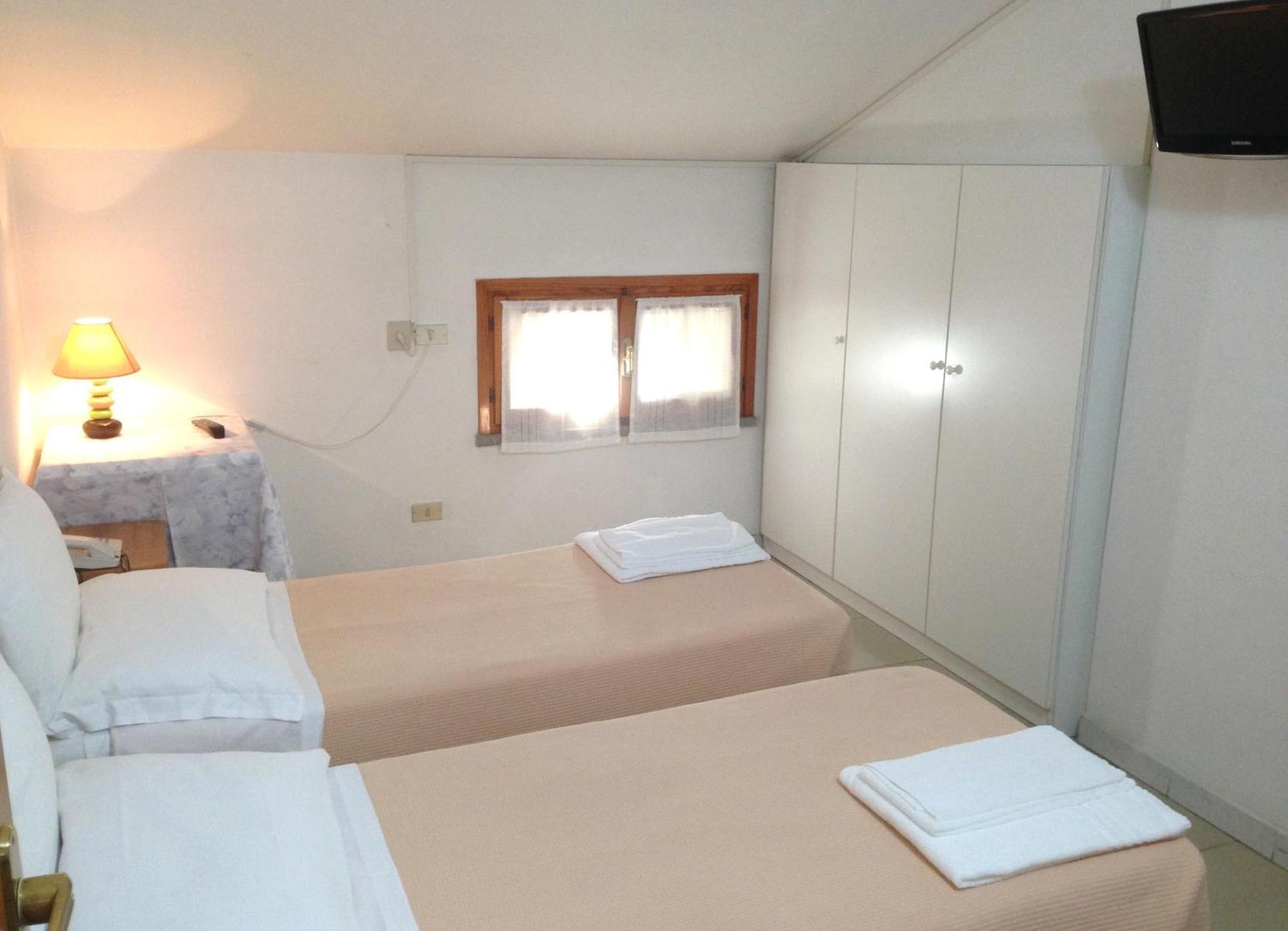 Albergo Romagna Fratta Terme Kamer foto