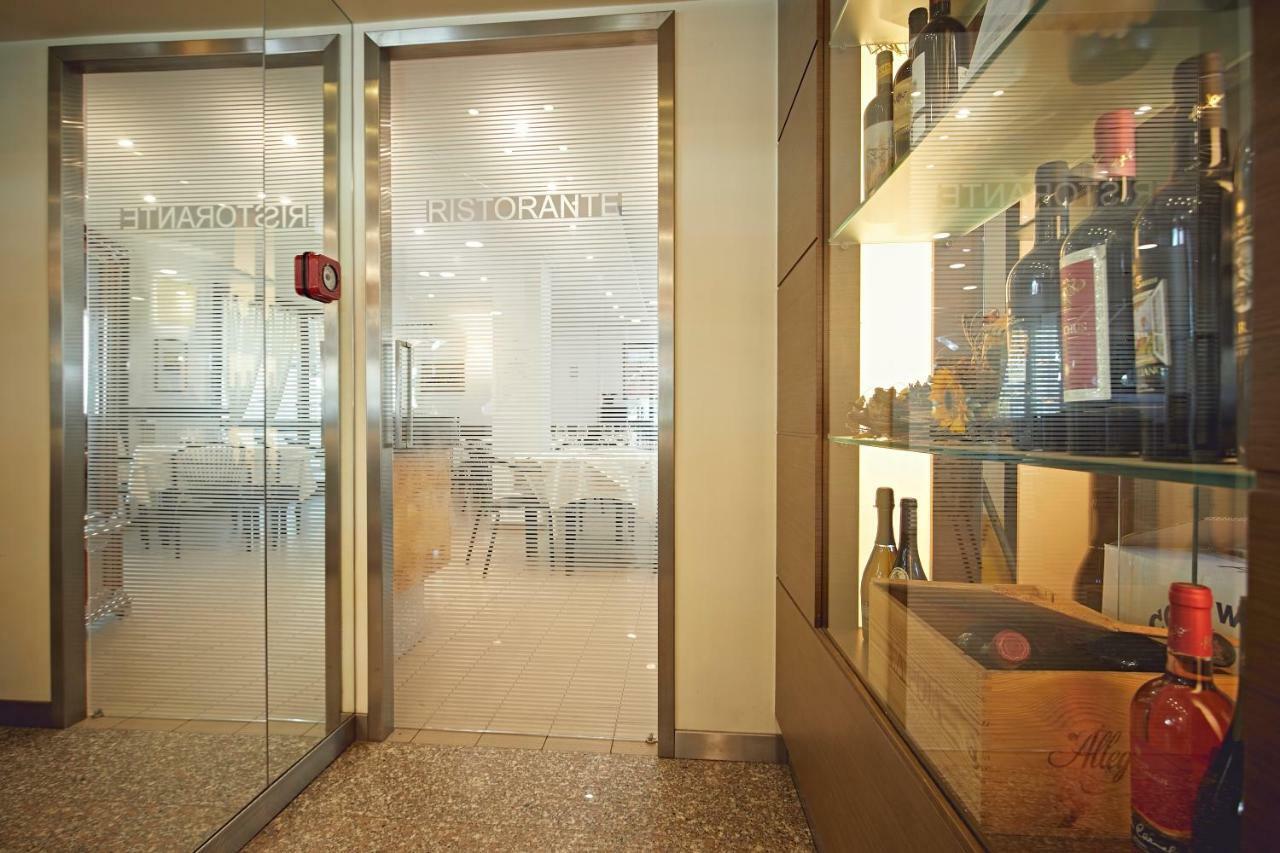 Albergo Romagna Fratta Terme Buitenkant foto