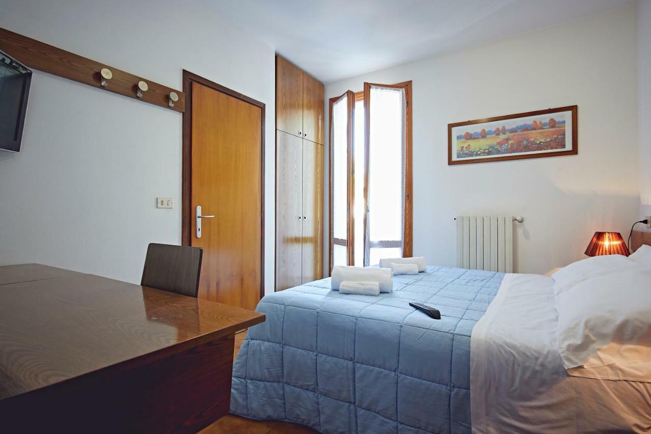 Albergo Romagna Fratta Terme Buitenkant foto